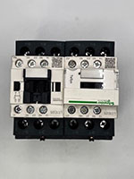 Schneider Reversing Contactor (33311062 (E-4))